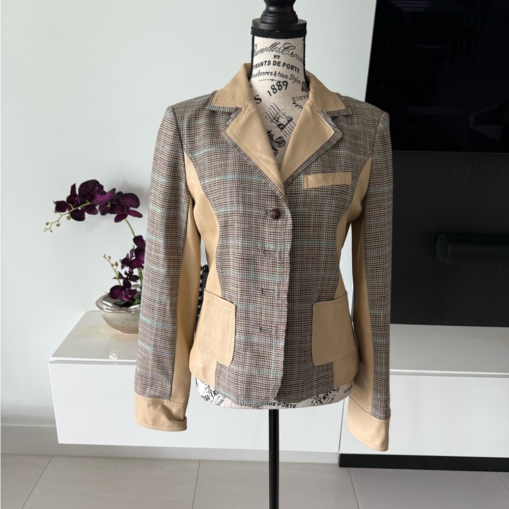 Vintage Edward Dada mixed composition blazer.